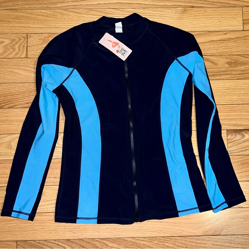 Attraco Sports Women's UPF 50+ Long Sleeve Swim Rash Guard